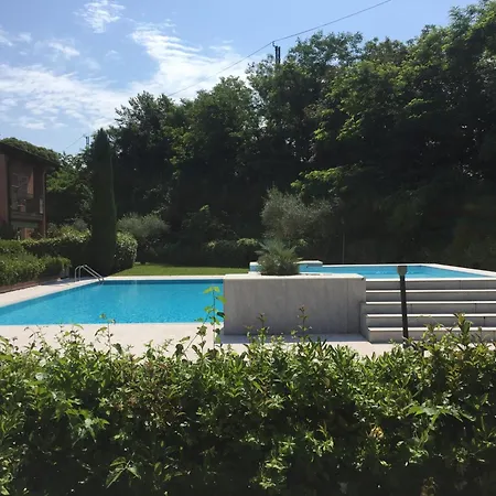 La Rosa Del Garda Peschiera del Garda